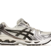 Asics Gel-Kayano Cream "Black Metallic Plum"