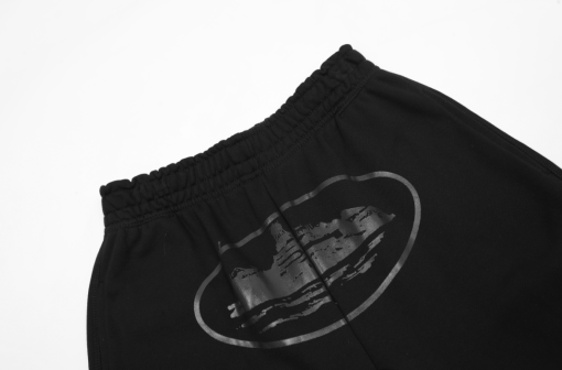 Corteiz Alcatraz Shorts - Image 2