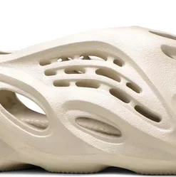 Yeezy Foam Runner "Desert Sand"